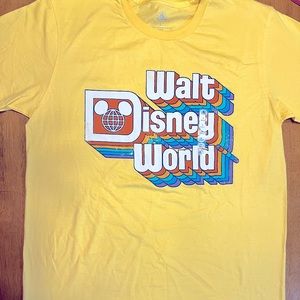 Walt Disney World Retro Style T Shirt L yellow  Echo Logo